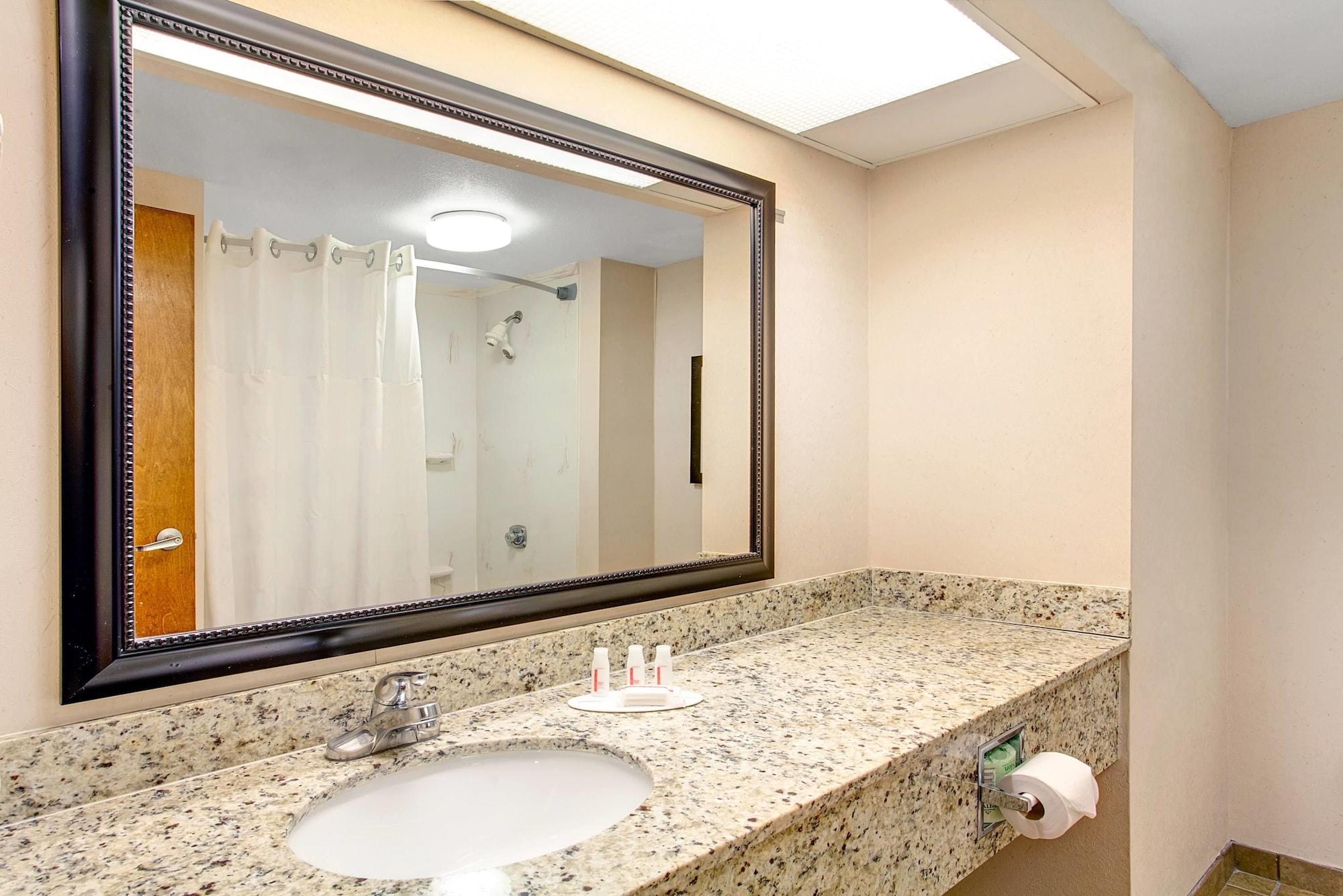 Готель Ramada By Wyndham Pigeon Forge North Екстер'єр фото