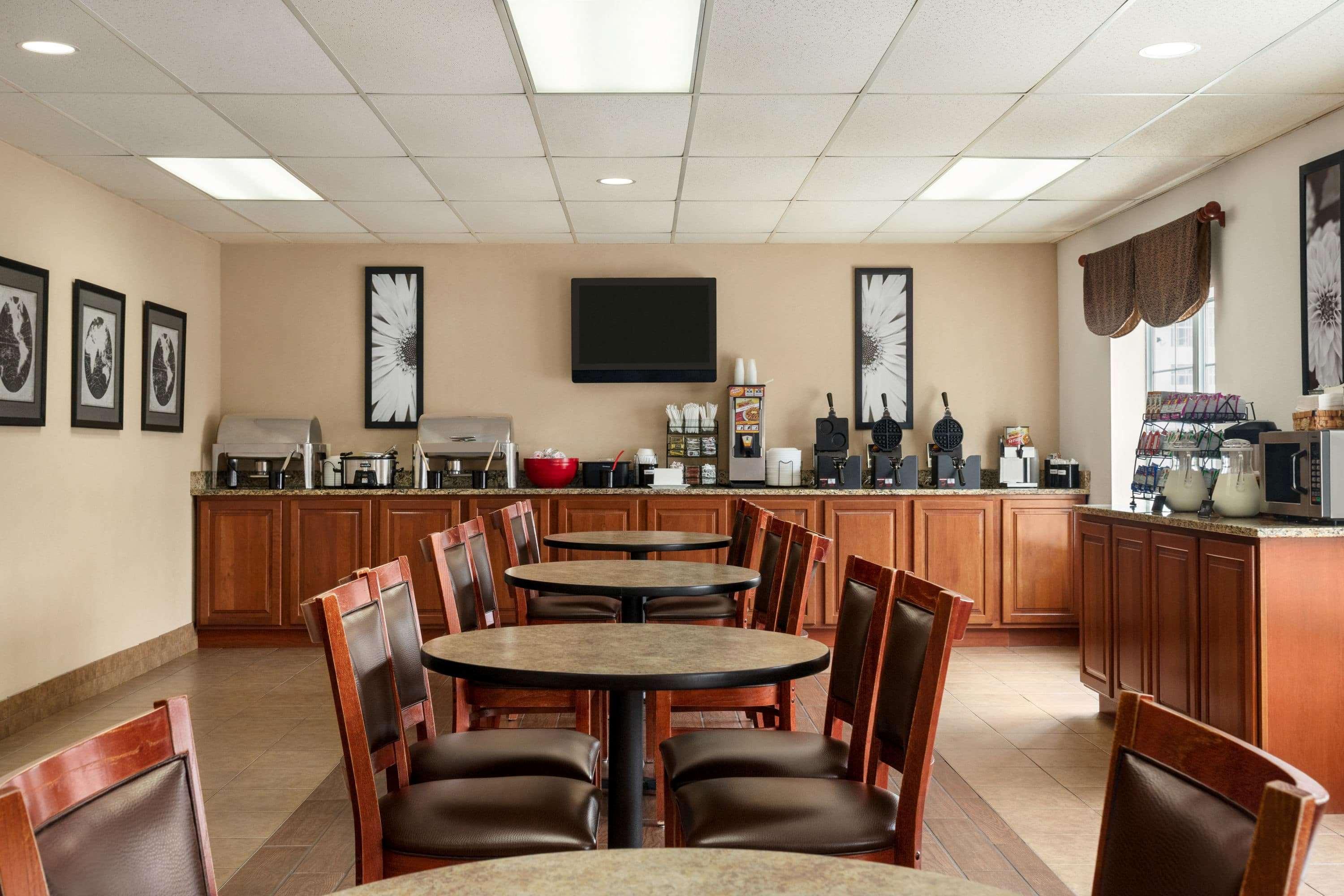 Готель Ramada By Wyndham Pigeon Forge North Екстер'єр фото