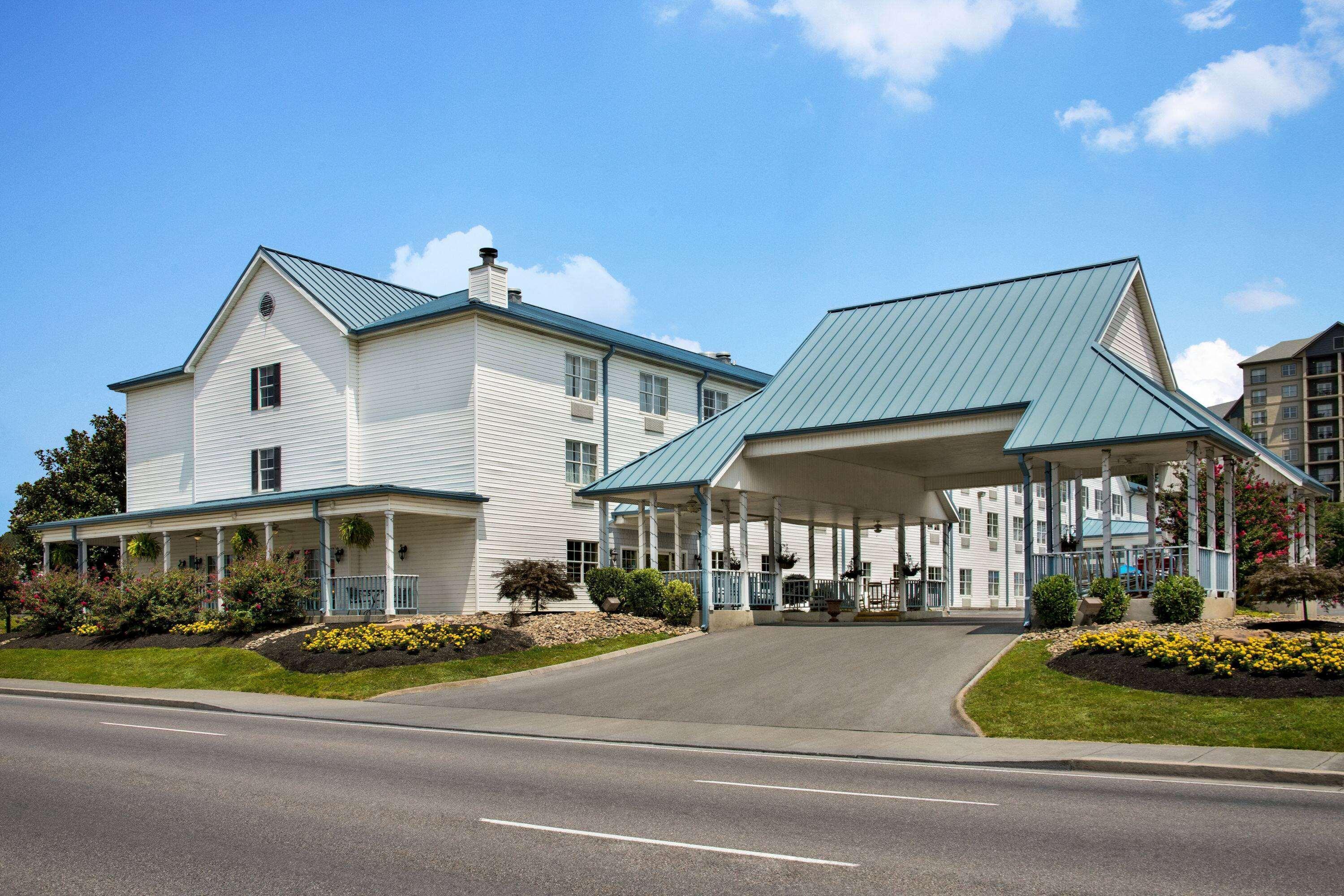 Готель Ramada By Wyndham Pigeon Forge North Екстер'єр фото